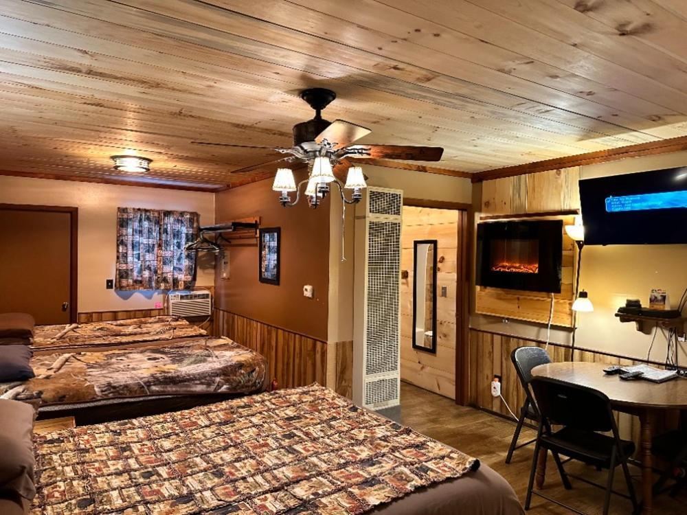 Best Bear Lodge & Campground Irons ภายนอก รูปภาพ