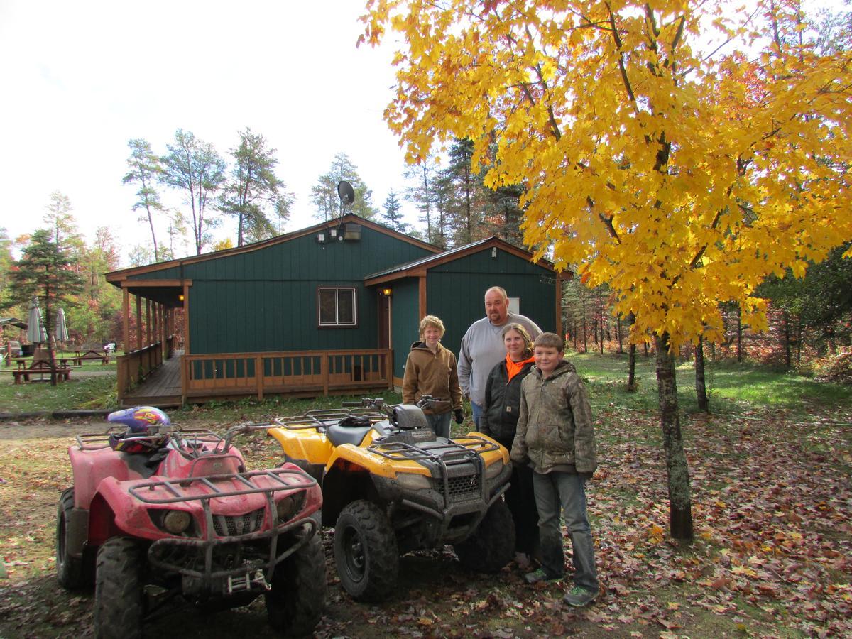 Best Bear Lodge & Campground Irons ภายนอก รูปภาพ