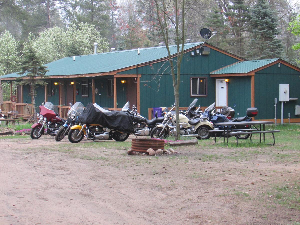 Best Bear Lodge & Campground Irons ภายนอก รูปภาพ