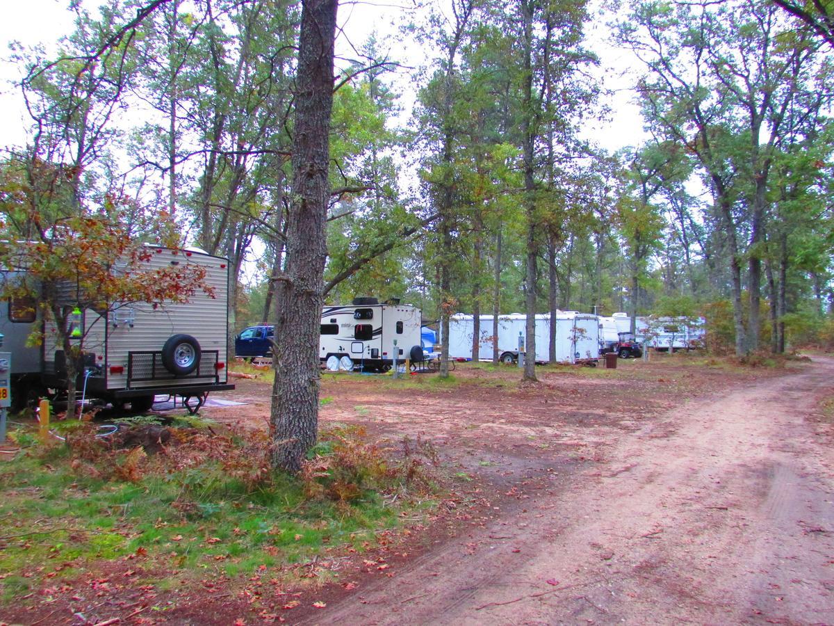Best Bear Lodge & Campground Irons ภายนอก รูปภาพ
